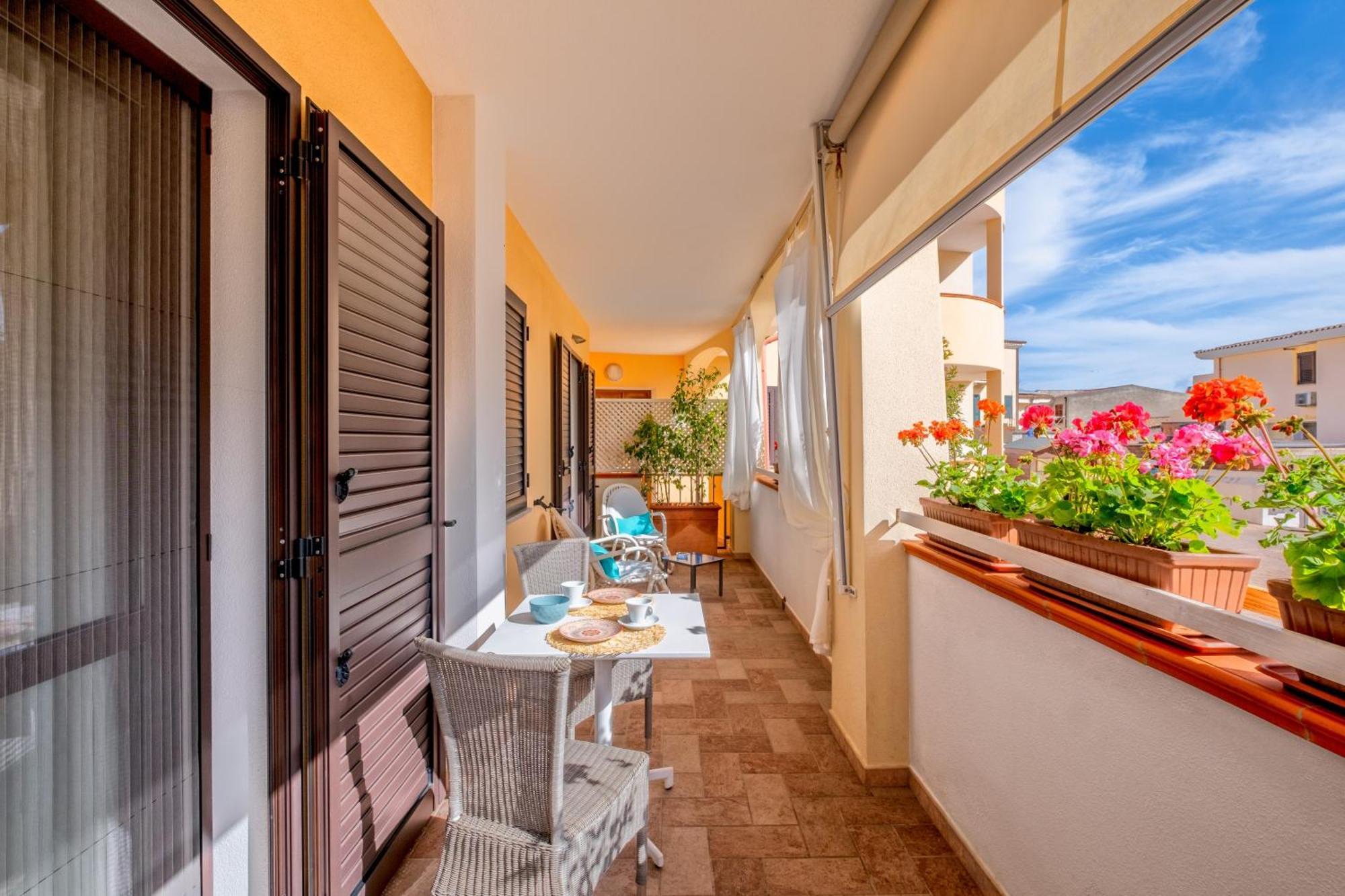 Orosei Home Holidays - I Fiori Dış mekan fotoğraf